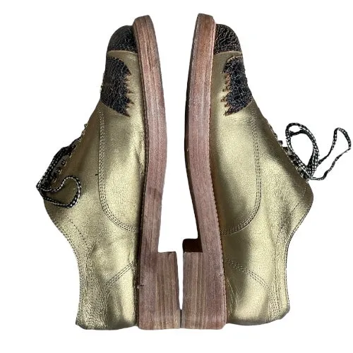CHANEL Paris Dallas Gold Leather Lace Up Oxfords, Size 40