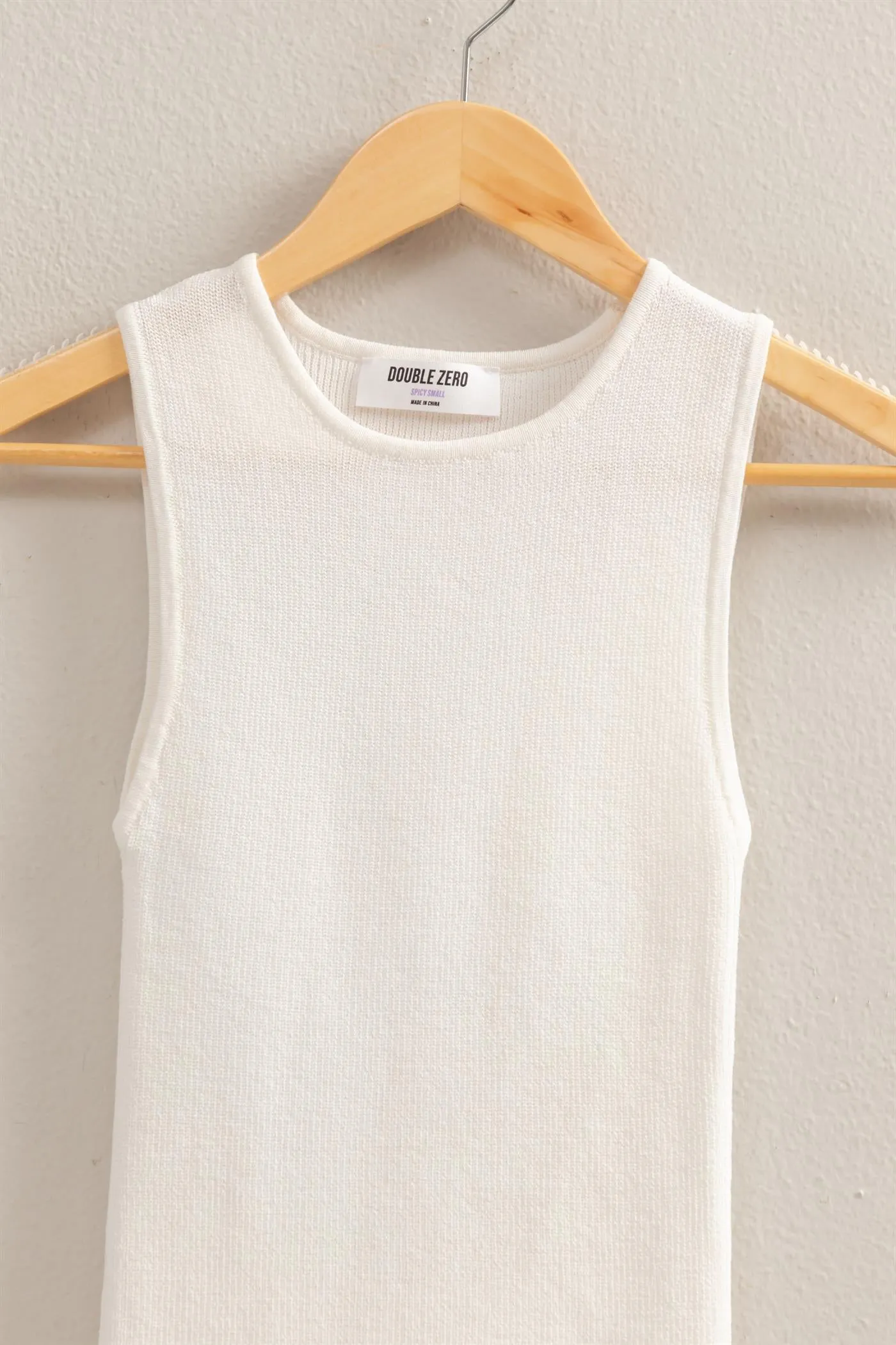 DZ25C450-Ribbed Knit Flattering Fit Tank Top