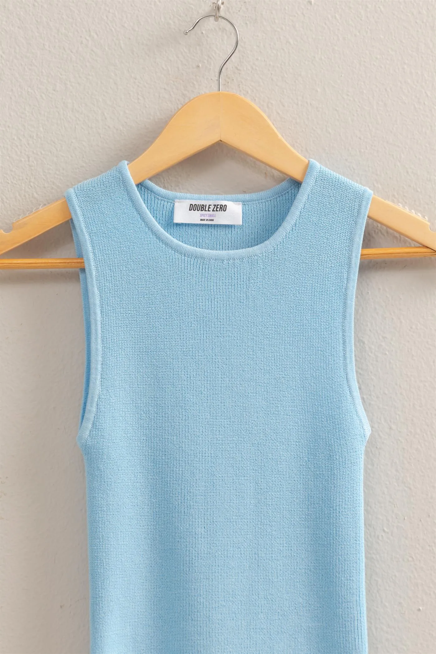 DZ25C450-Ribbed Knit Flattering Fit Tank Top