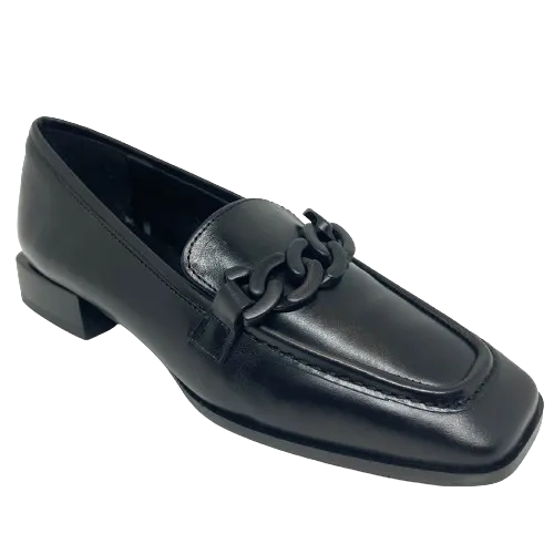 Lustre  -  Black Loafer