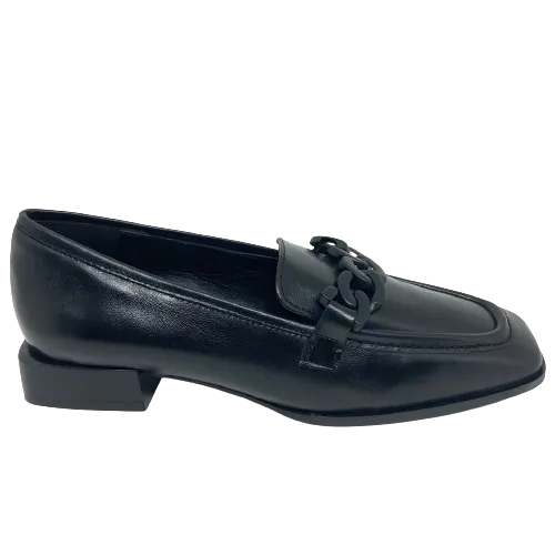 Lustre  -  Black Loafer