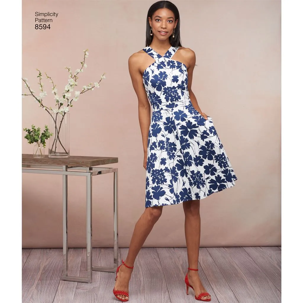 Simplicity Pattern 8594 Women’s  /  Petite Women’s Dresses
