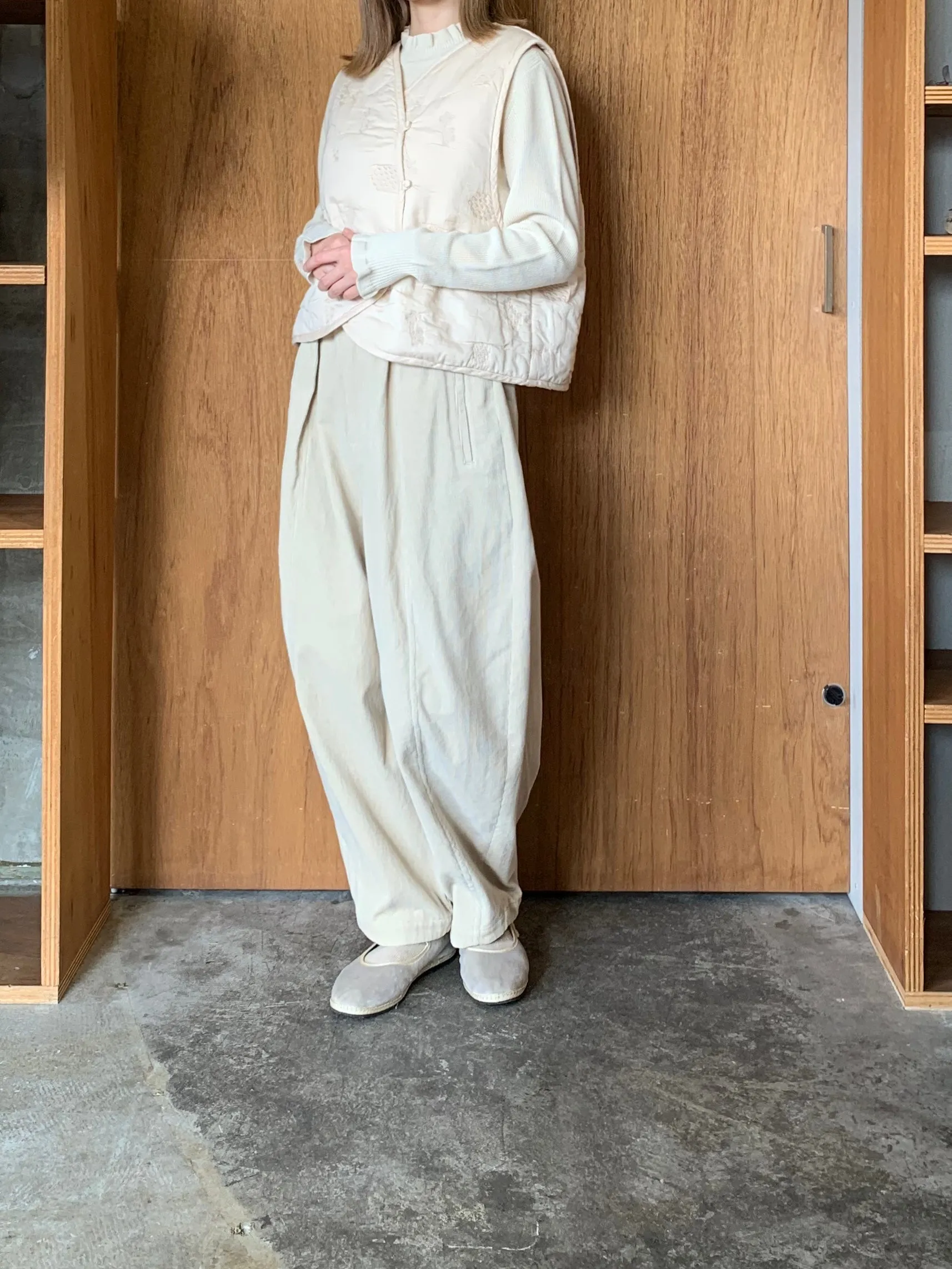 tumugu / コットンサテンキルト ベスト